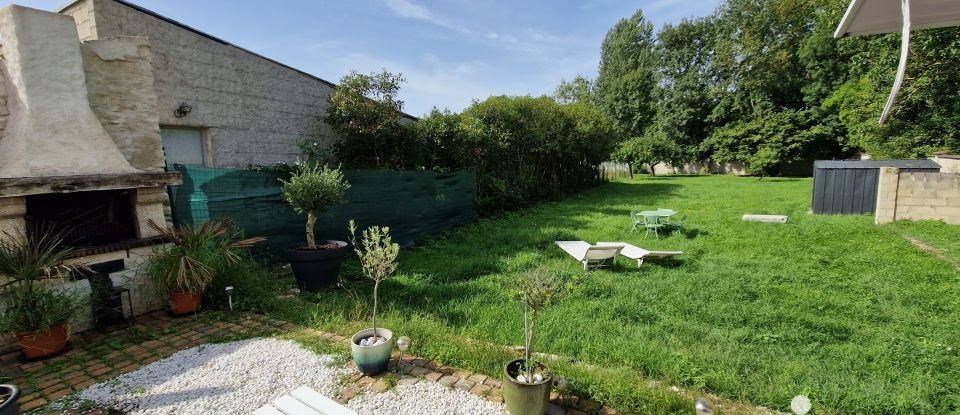 Town house 5 rooms of 120 m² in Fontenay-sur-Loing (45210)