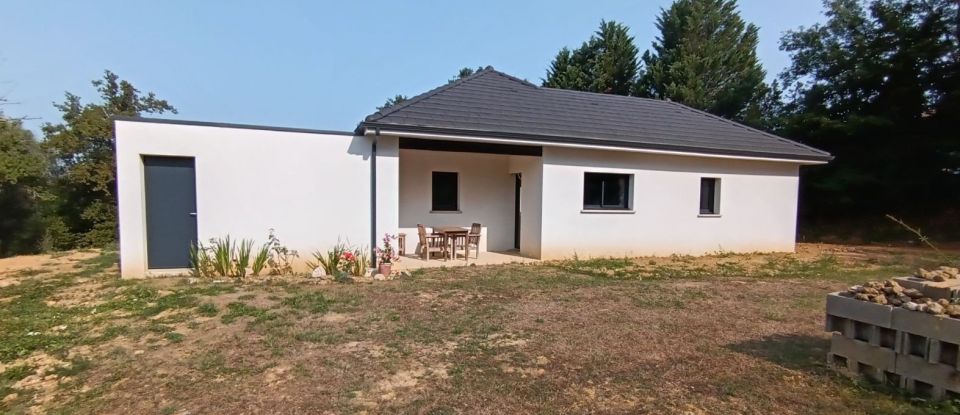 Maison 1 pièce de 117 m² à Garlin (64330)