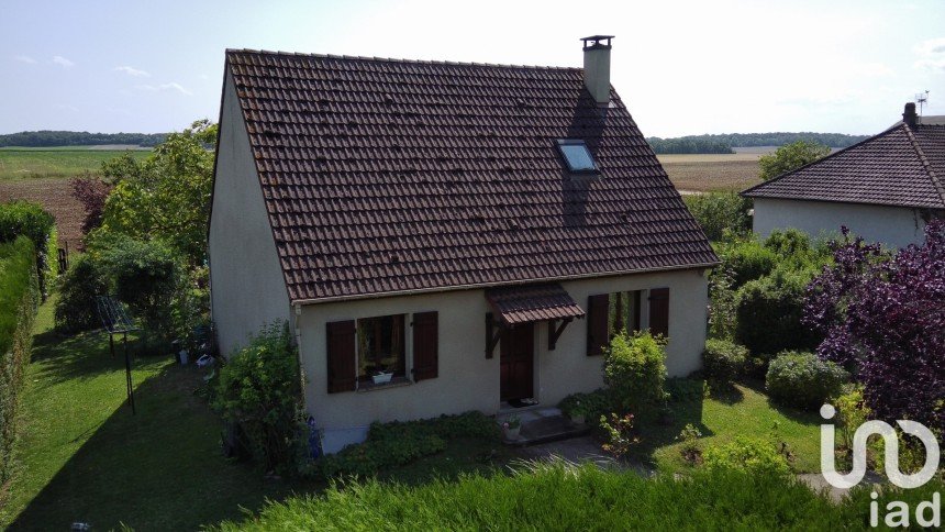 House 6 rooms of 100 m² in Ondreville-sur-Essonne (45390)