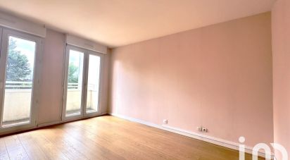 Apartment 2 rooms of 42 m² in Noisy-le-Grand (93160)