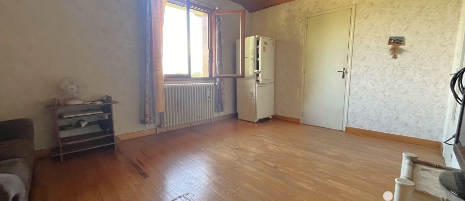 Traditional house 6 rooms of 122 m² in Montagny-les-Lanches (74600)