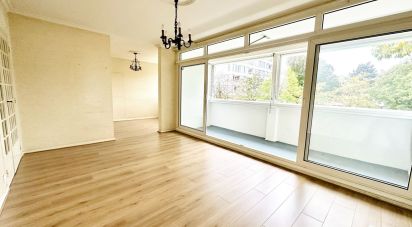 Apartment 5 rooms of 84 m² in Saint-Herblain (44800)