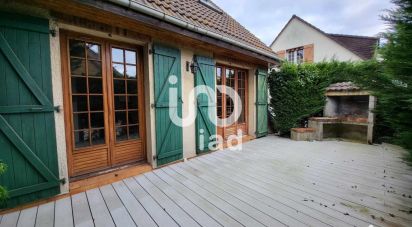 House 5 rooms of 129 m² in Petit-Couronne (76650)