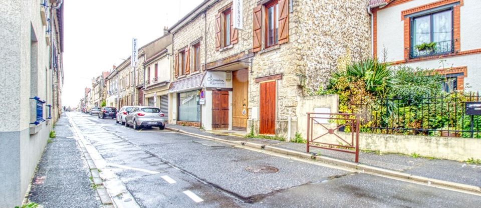 Town house 6 rooms of 151 m² in Pierrelaye (95480)