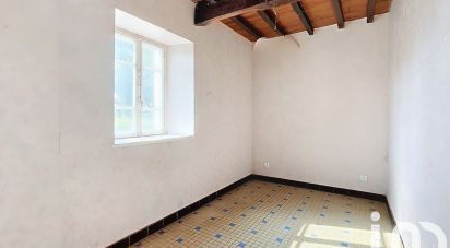 House 4 rooms of 75 m² in Uzein (64230)