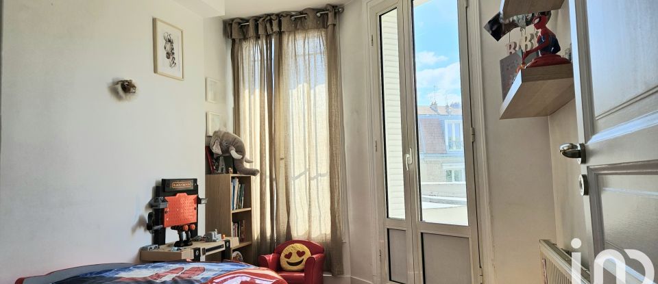 Immeuble de 261 m² à Saint-Mandé (94160)