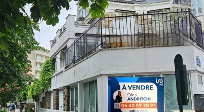 Building in Saint-Mandé (94160) of 261 m²