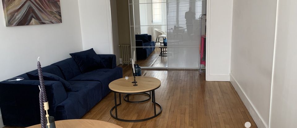 Appartement 3 pièces de 51 m² à Paris (75017)