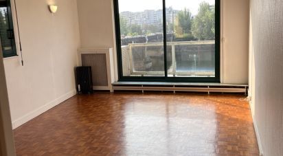 Studio 1 pièce de 33 m² à Courbevoie (92400)