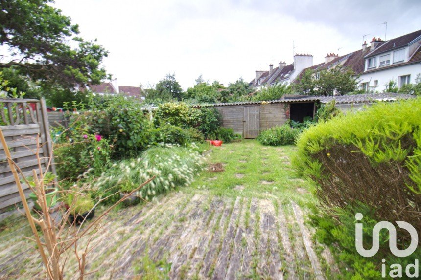 Maison de ville 7 pièces de 140 m² à Lorient (56100)