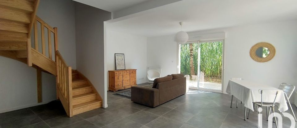 House 4 rooms of 90 m² in La Salvetat-Saint-Gilles (31880)