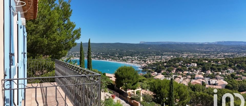 Traditional house 5 rooms of 150 m² in Saint-Cyr-sur-Mer (83270)