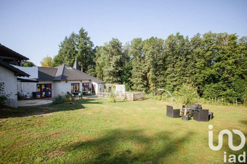 House 7 rooms of 240 m² in Seilhac (19700)