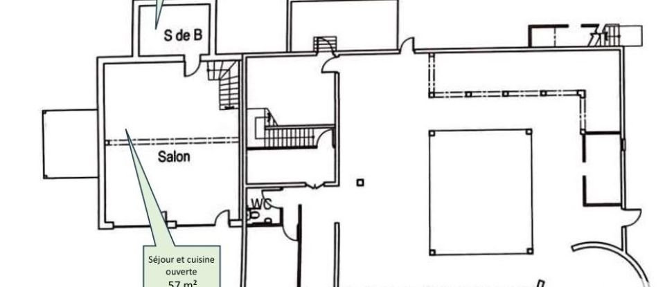 Maison 7 pièces de 240 m² à Seilhac (19700)