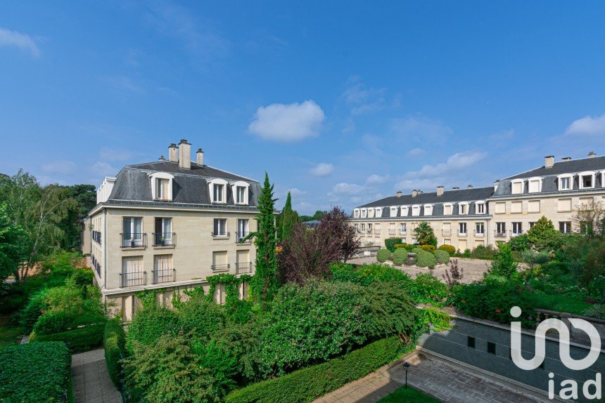 Apartment 5 rooms of 125 m² in Versailles (78000)