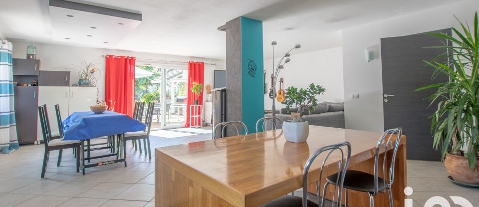 Maison 6 pièces de 147 m² à Mouxy (73100)