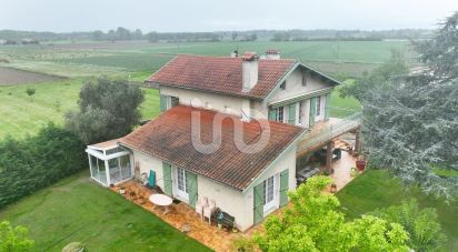 House 7 rooms of 200 m² in Saint-Jory (31790)