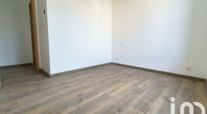 Apartment 3 rooms of 60 m² in Saint-Laurent-de-Chamousset (69930)