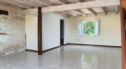 House 4 rooms of 100 m² in Saint-Félix (17330)