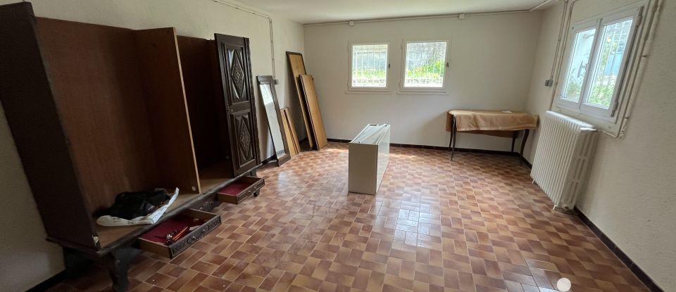 Maison traditionnelle 5 pièces de 141 m² à Parthenay (79200)