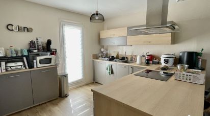 House 4 rooms of 82 m² in Saint-Laurent-Nouan (41220)