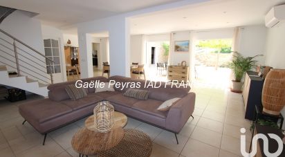 House 7 rooms of 202 m² in Six-Fours-les-Plages (83140)