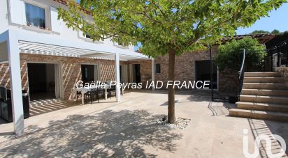 House 7 rooms of 202 m² in Six-Fours-les-Plages (83140)