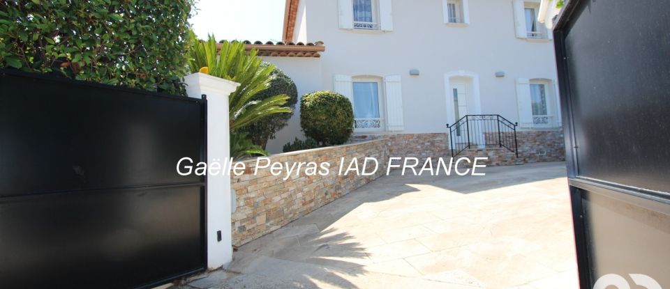 House 7 rooms of 202 m² in Six-Fours-les-Plages (83140)