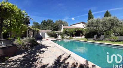 Traditional house 7 rooms of 218 m² in L'Isle-sur-la-Sorgue (84800)