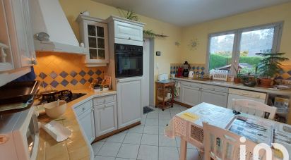 Maison 4 pièces de 95 m² à Péronne (80200)