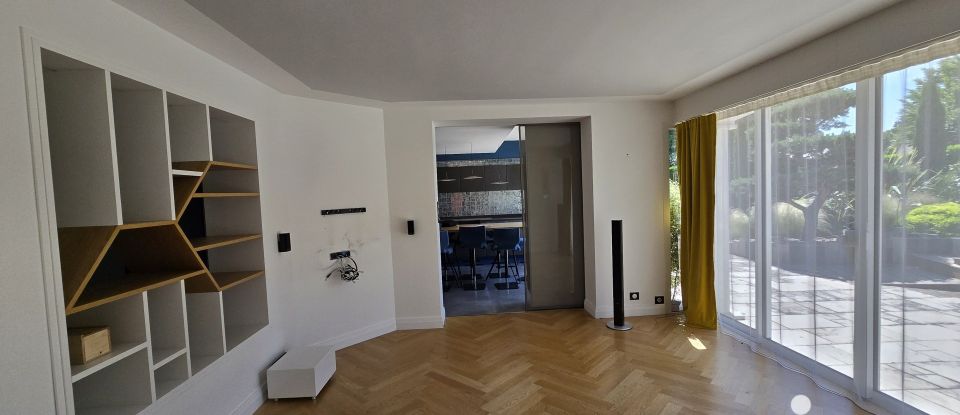 Maison d’architecte 8 pièces de 242 m² à Carquefou (44470)