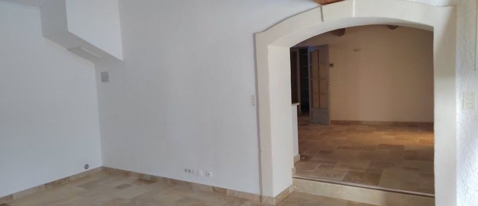 Maison 8 pièces de 160 m² à Camaret-sur-Aigues (84850)