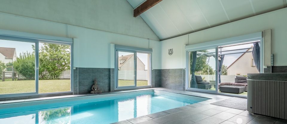 Maison traditionnelle 7 pièces de 257 m² à Mareuil-lès-Meaux (77100)