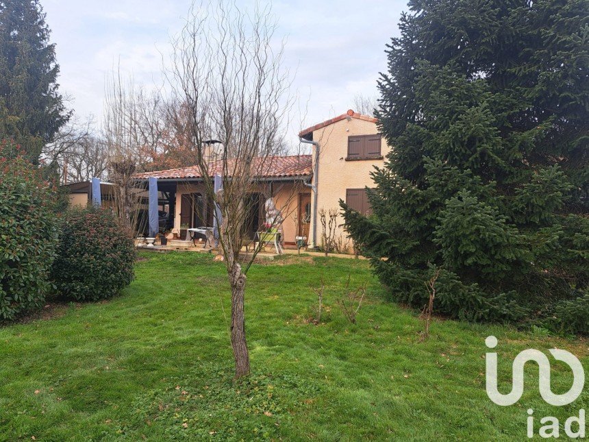 House 6 rooms of 173 m² in Montauban (82000)