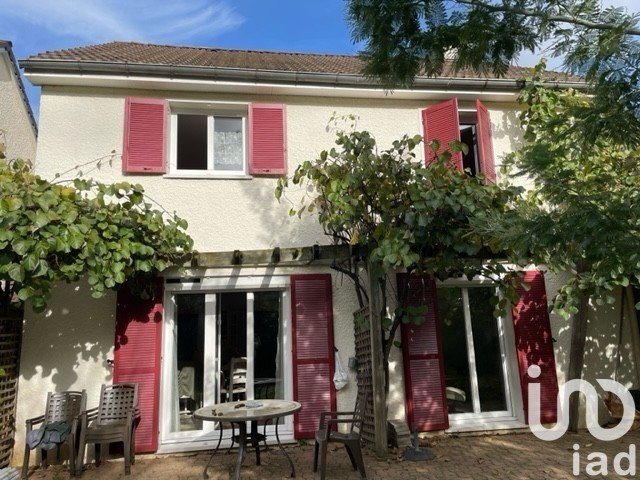 Maison traditionnelle 6 pièces de 135 m² à Épinay-sur-Orge (91360)