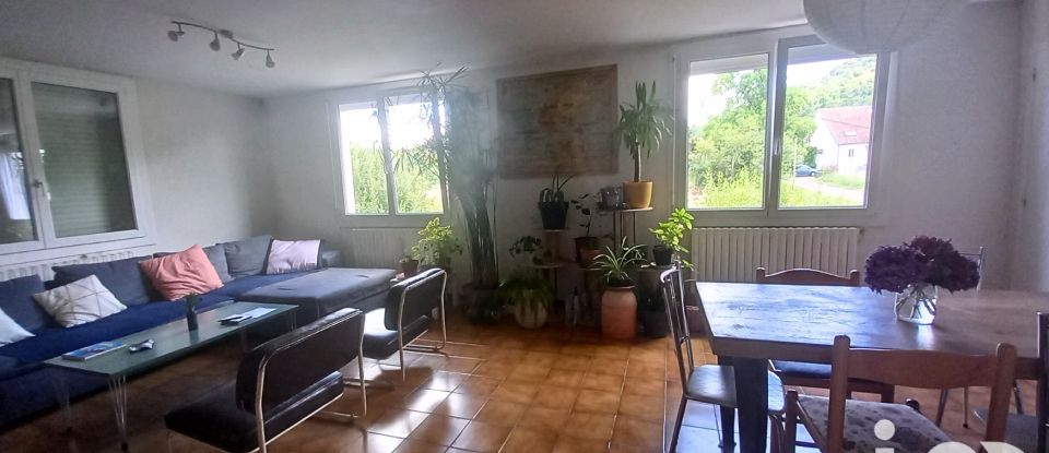 House 5 rooms of 140 m² in Besançon (25000)