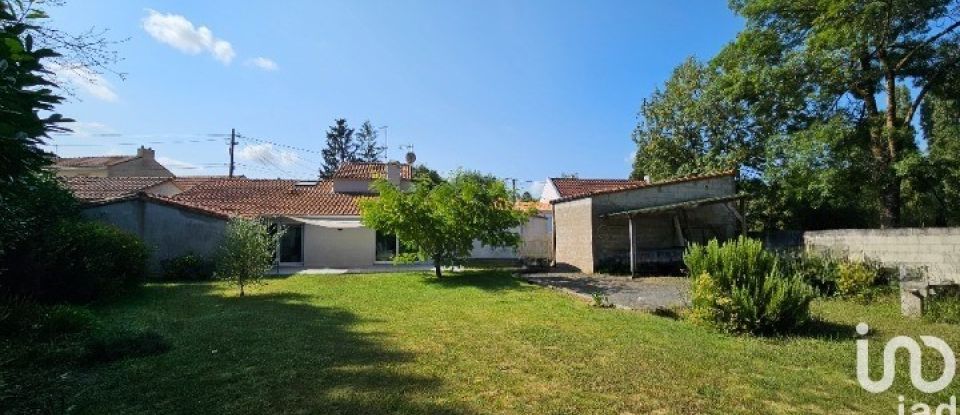 Maison 5 pièces de 112 m² à Basse-Goulaine (44115)