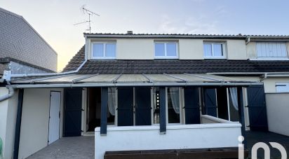 Maison traditionnelle 7 pièces de 126 m² à Dammartin-en-Goële (77230)