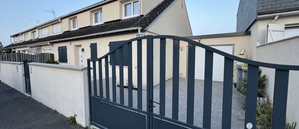 Maison traditionnelle 7 pièces de 126 m² à Dammartin-en-Goële (77230)