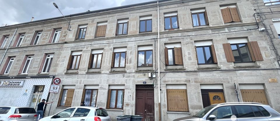 Appartement 4 pièces de 90 m² à Saint-Étienne (42100)