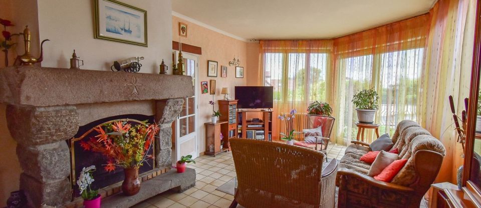 House 6 rooms of 125 m² in Coubron (93470)