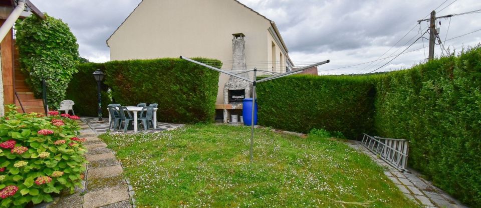 House 6 rooms of 125 m² in Coubron (93470)