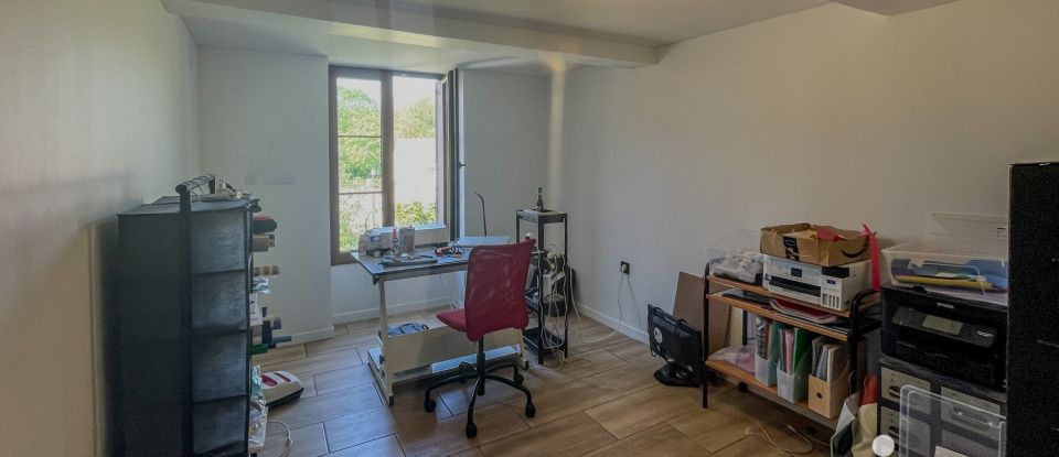 Maison 8 pièces de 230 m² à Condécourt (95450)