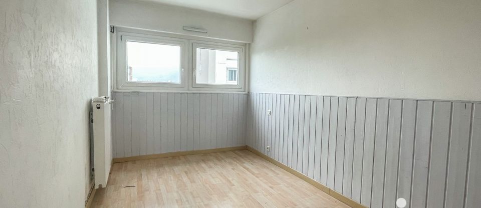 Apartment 3 rooms of 69 m² in Rennes (35200)