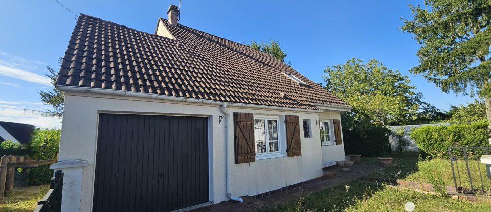 Traditional house 4 rooms of 104 m² in Saint-Ay (45130)