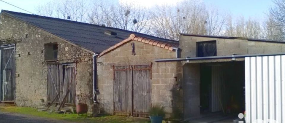 Longère 4 pièces de 110 m² à Aizenay (85190)