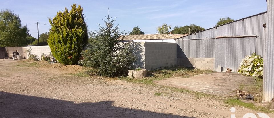 Longère 4 pièces de 110 m² à Aizenay (85190)