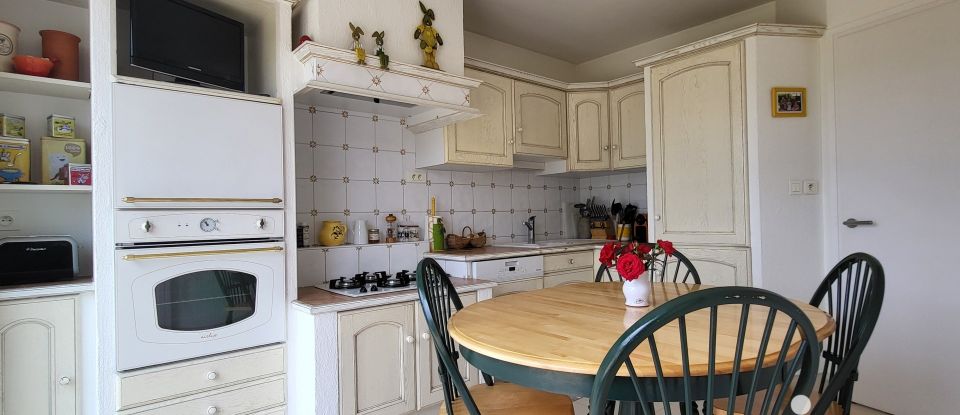 Traditional house 7 rooms of 142 m² in Pont-Saint-Martin (44860)