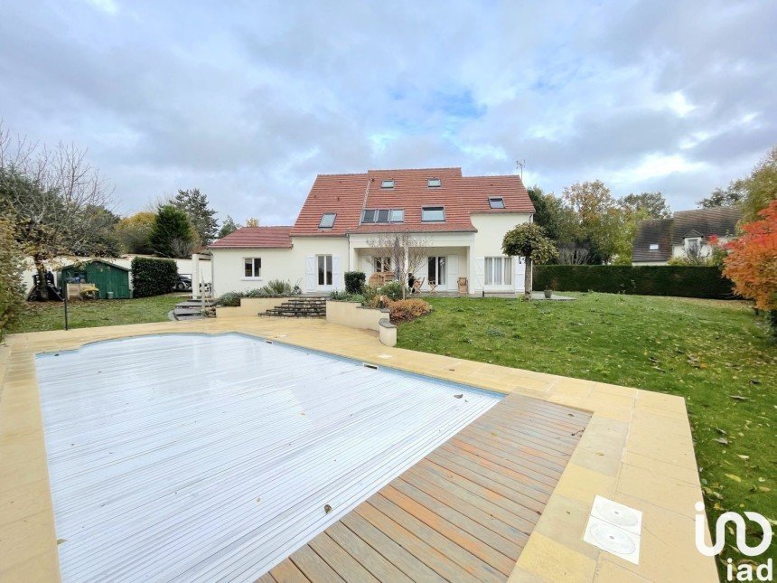 Pavillon 8 pièces de 200 m² à Étiolles (91450)