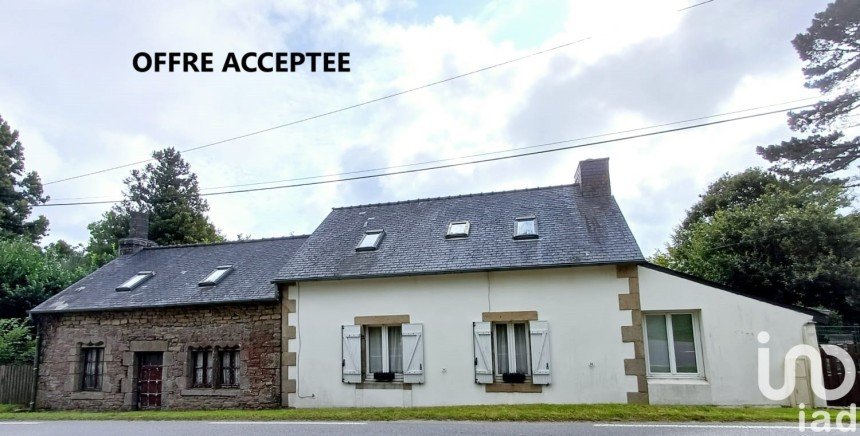 House 4 rooms of 67 m² in Tourch (29140)